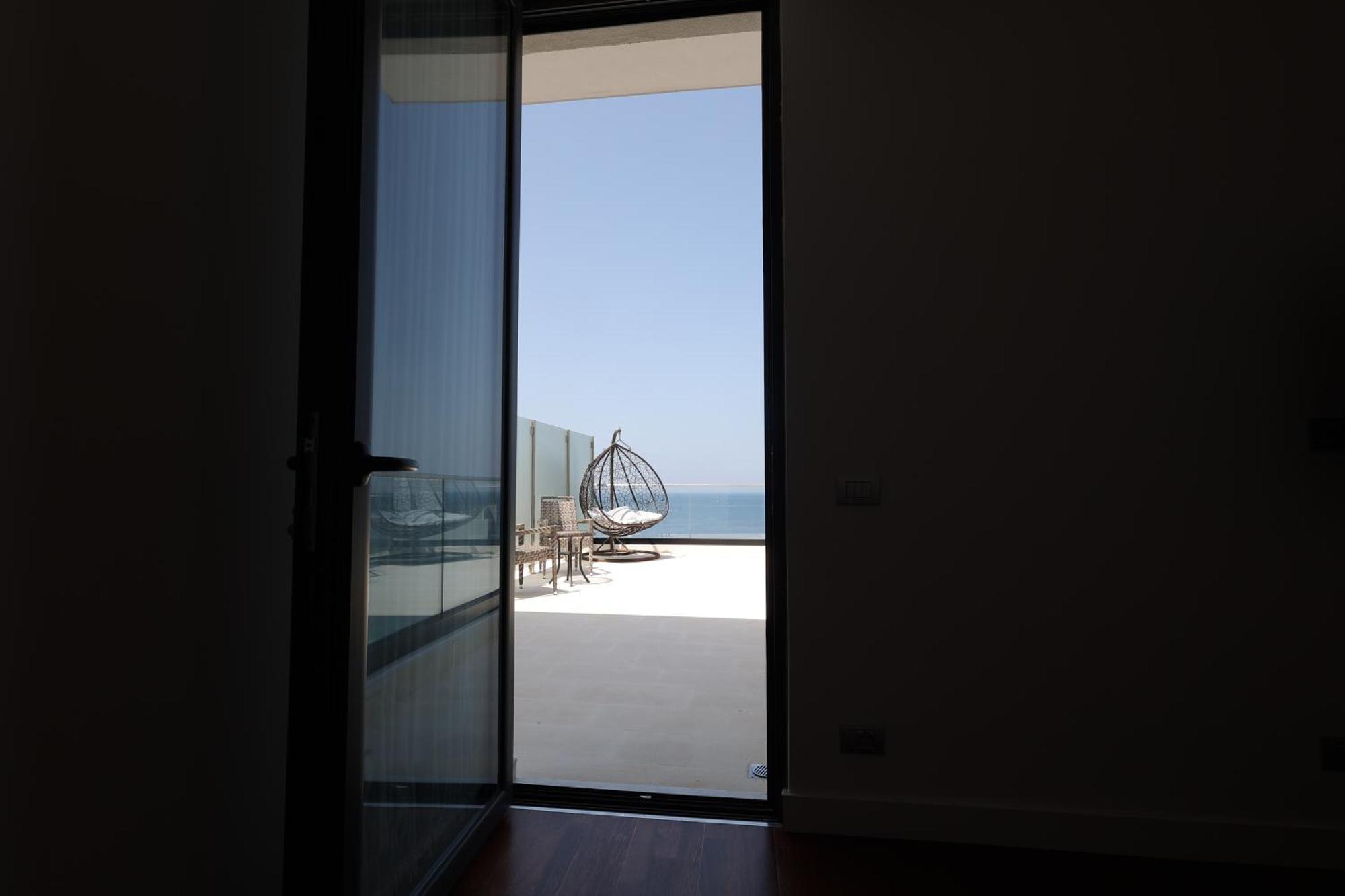 Harbour Hotel Sarandë Esterno foto
