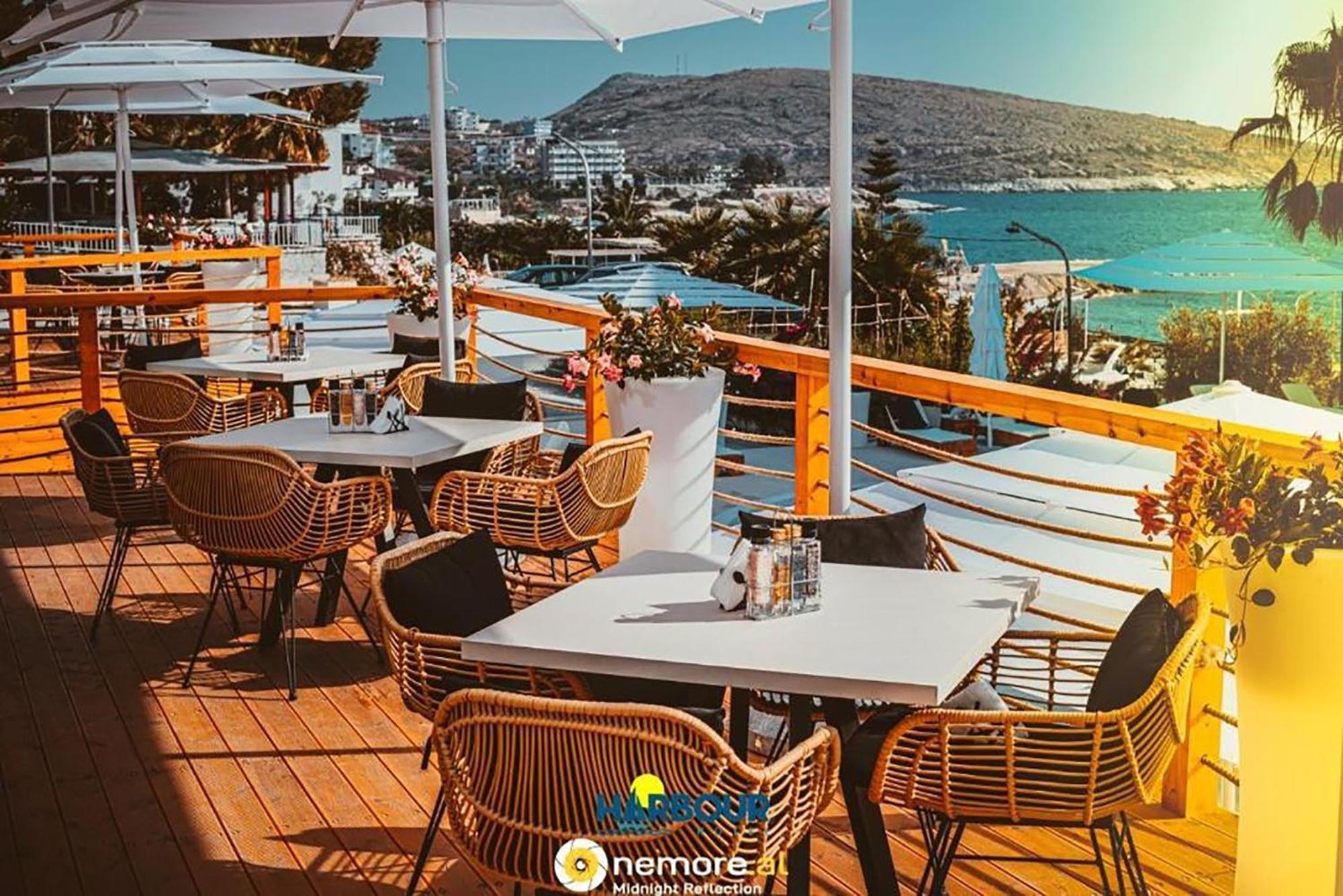 Harbour Hotel Sarandë Esterno foto